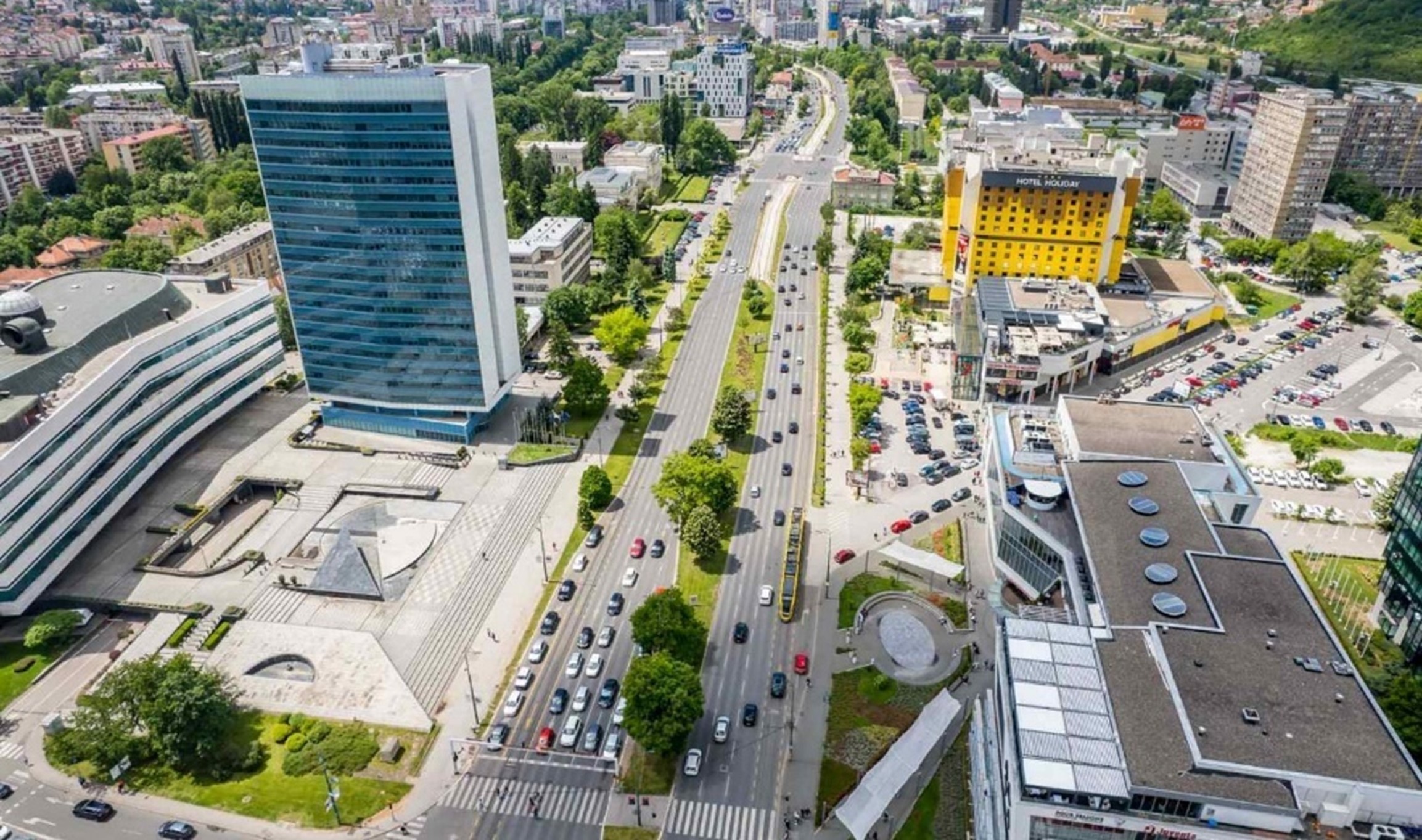 Hotel Holiday and Sarajevo, ISEO 2025 venue photograph 2